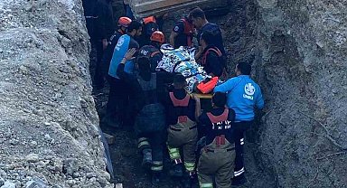 Hatay'da göçük altında kalan işçi kurtarıldı