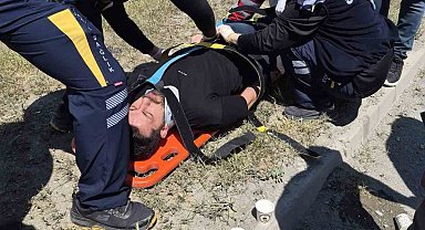 Iğdır'da otomobil takla attı: Sürücü yaralandı