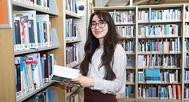 İzmirli Berra'nın 'Oxford' gururu
