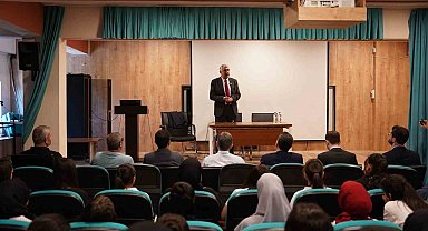 Kahta'da öğrencilere rol model söyleşisi düzenlendi