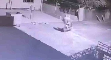Kapaklı'da motosikletli hırsızlar inşaattan kablo çaldı
