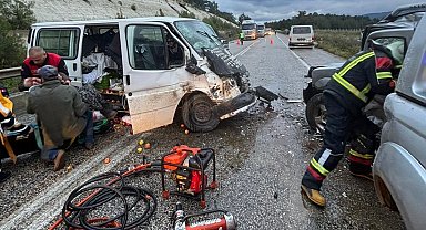 Karacasu'da trafik kazası: 6 yaralı