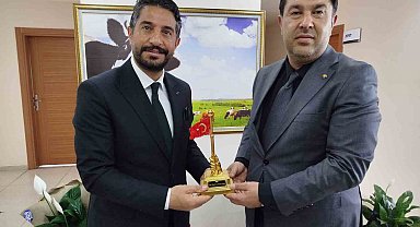 Kars'ta hayvancılık için güç birliği: KATSO'dan Eren Alp'e hayırlı olsun ziyareti