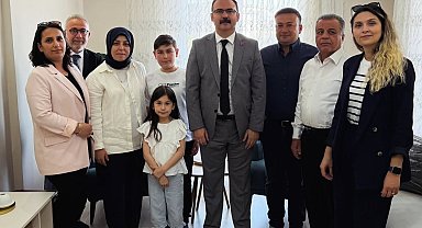 Kaymakam Ateş, öğrencilerin evine konuk oldu