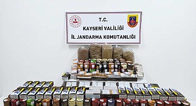 Kayseri'de 9 bin 660 adet içi tütün doldurulmuş makaron ele geçirildi