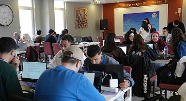 KBÜ'de web ve mobil projeler için hackathon düzenlendi