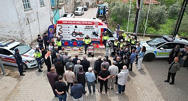 Kula'da çiftçilere trafik güvenliği eğitimi