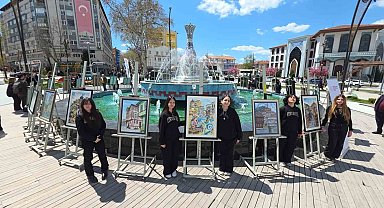 Kütahya ve Sakarya'dan öğrenciler aynı sergide buluştu