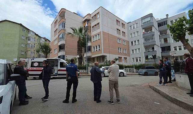 Mahallede panik: Genç kadın 2 saat sonra ikna oldu