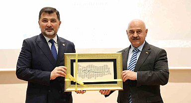 Milletvekili Öztürk "Öğrenciler isimsiz kahramanlar"