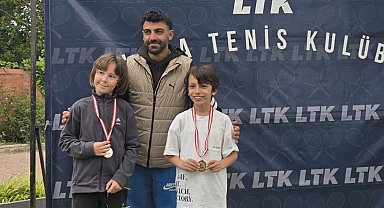 Minikler tenis turnuvasından başarılarla döndü