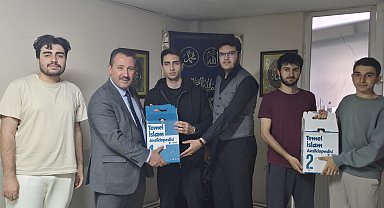 Müftü Dilek, KYK öğrencileriyle bir araya geldi