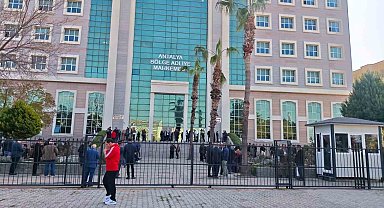 Muhittin Böcek'in de yargılandığı davada "tehdit" ve "menfaat" iddiaları