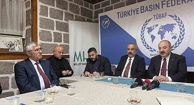Mustafa Varank: "Şu anda partinin bütün dizaynını Özgür Özel'e göre yapıyorlar"
