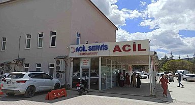 Polis memuru eşini ayaklarından vurdu