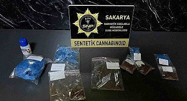 Sakarya'da uyuşturucu operasyonunda yakalanan 2 şüpheli tutuklandı