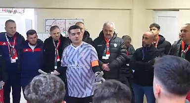 Şampiyonluk maçı öncesi takım kaptanından ağlatan konuşma