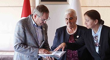 Srebrenitsa anneleri Ayvalık'ta