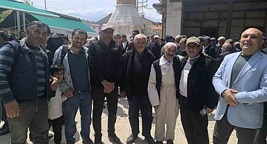 Şuhut'ta hacı adayları dualarla kutsal topraklara uğurlandı