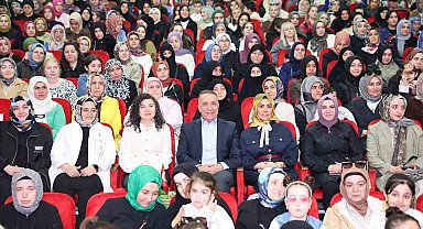 Sultangazi Belediyesi'nden anneler için 'Bir Ninniyle Değişir Dünya' etkinliği