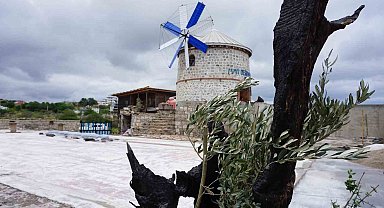 Tarihi yel değirmeni yeniden rüzgarla buluştu