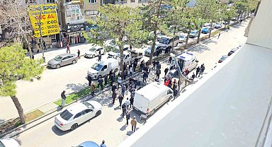 Tatvan'da motosiklet ile elektrikli bisiklet çarpıştı: 2 yaralı