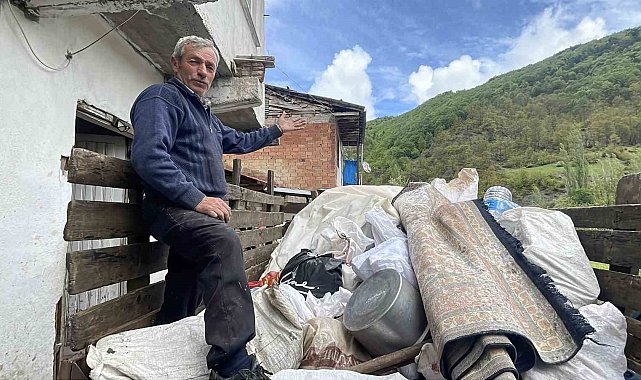 Tokat'ta heyelan riski altındaki köy boşaltılıyor