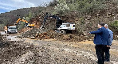 Tokat'ta sağanak sonrası taşkında köy yolu ulaşıma kapandı