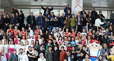 Turgutlulu taraftarlardan 95 desibellik müthiş destek