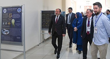 Türkiye'nin dört bir yanından gelen fen lisesi öğrencileri ETÜ'de buluştu