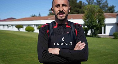 Zeki Yavru: "Futbolu Samsunspor'da bırakmak istiyorum"