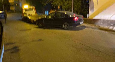 Zonguldak'ta trafik kazası kamerada: 2 yaralı