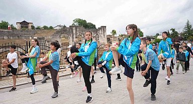2300 yıllık Antik Kenti'nin eşsiz atmosferinde yönlerini buldular