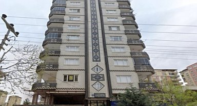 49 kişiye mezar olan Emre Apartmanı davasında belediye çalışanları hakim karşısında