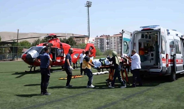 84 yaşındaki hasta ambulans helikopterle Malatya'ya getirildi