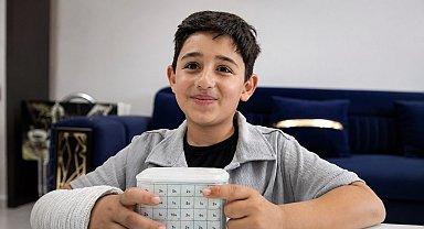 9 yaşındaki Musab Ali, 3 yıldır harçlıklarını Filistinli çocuklar için biriktiriyor