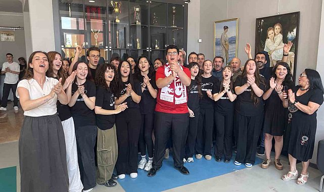 A Milli Takım'ın Dünya Kupası'ndaki marşı Bursalı öğrencilerden çıktı