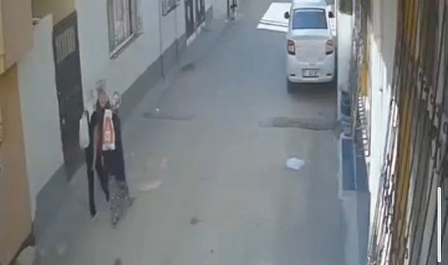 Adana'da kadın hırsızlar girdikleri evden pirinç, bulgur, makarna ve elektrikli ocak çaldı