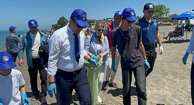 Akçakoca'da sahiller için el ele