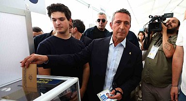 Ali Koç: "Fenerbahçe'nin yeni lideri kim olacaksa onun etrafında camianın birleşmesini diliyorum"