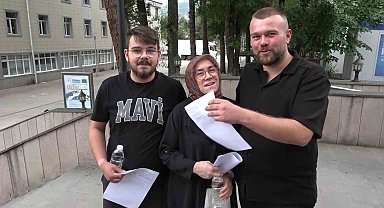 Amasya'da iki oğluyla birlikte YKS'ye giren anne: "Haydi anne dediler"