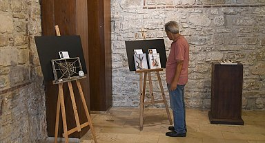 Arkeoloji ve sanat bu sergide buluştu