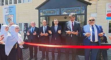 Aşkale'de hayat boyu öğrenme haftası sergisi açıldı