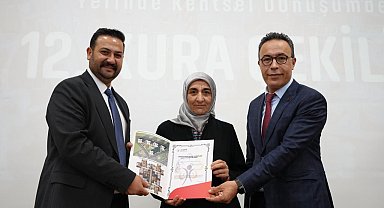 Ataşehir'de 8 aile daha yeni evlerine kavuştu