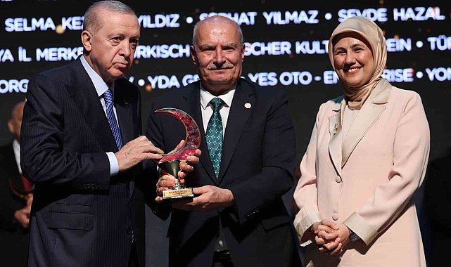 ATO'ya Kızılay'dan anlamlı ödül