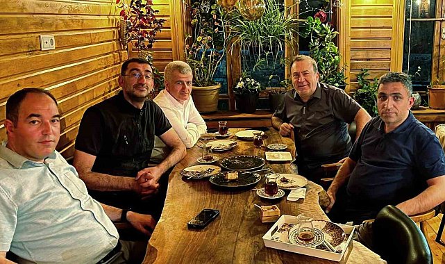 ATSO Başkanı Demirci'den ödül alan gazetecilere tebrik