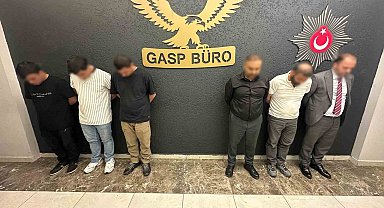 AVM'de sözde denetim yapan 6 şüpheli Ankara'da yakalandı