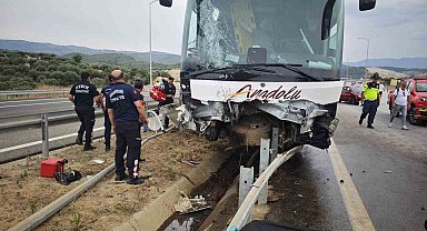 Aydın-Denizli otoyolunda feci kaza: 1'i ağır 20 yaralı
