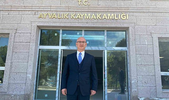 Ayvalık'ın sevilen kaymakamı Hasan Yaman Bergama Kaymakamlığına atandı