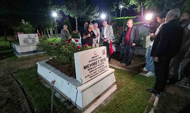 Babalar Günü'nde Kütahya Tayyare Şehitliği'nde duygu dolu buluşma